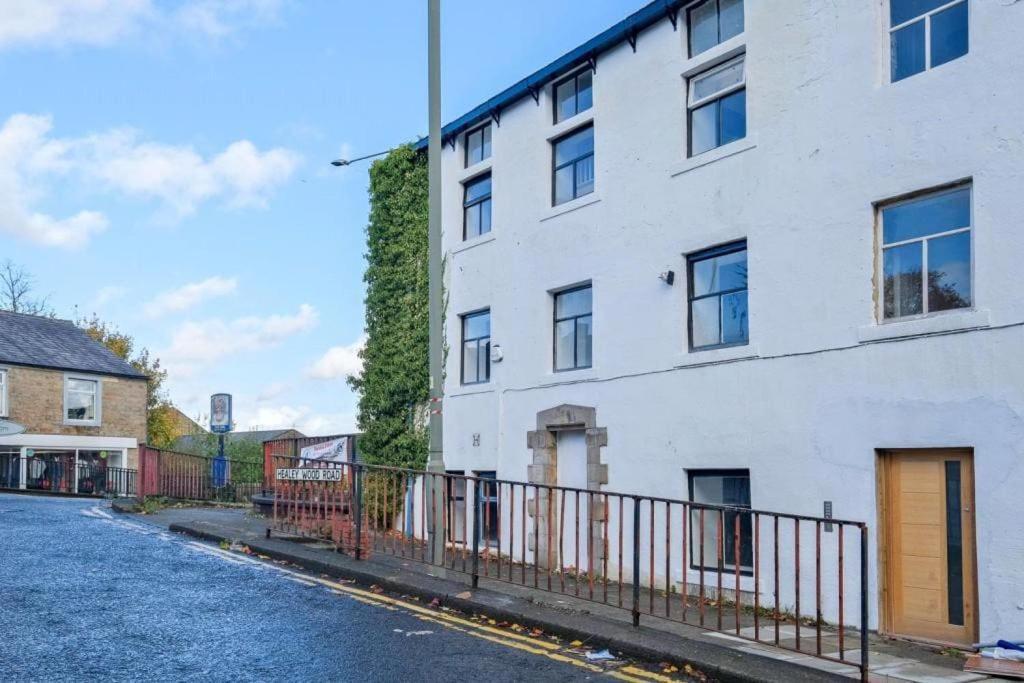 Delightful New Period Conversion Apartment Burnley Bagian luar foto